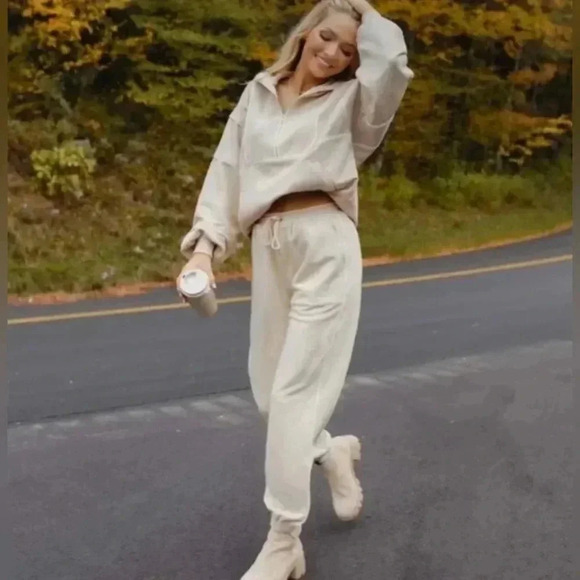 Kittenish Save The Drama Beige Sweatshirt and Jogger Cozy Lounge Set Size Small - Picture 2 of 15